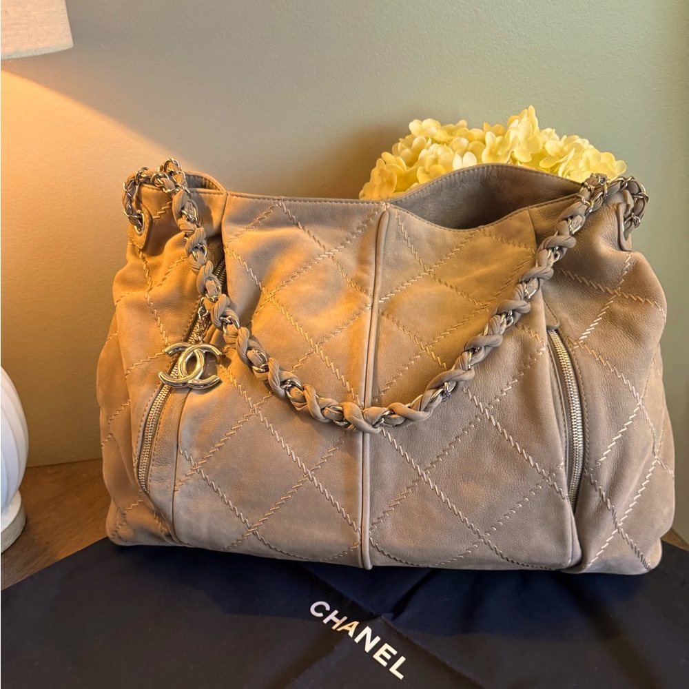 Vintage Chanel XL suede shoulder bag